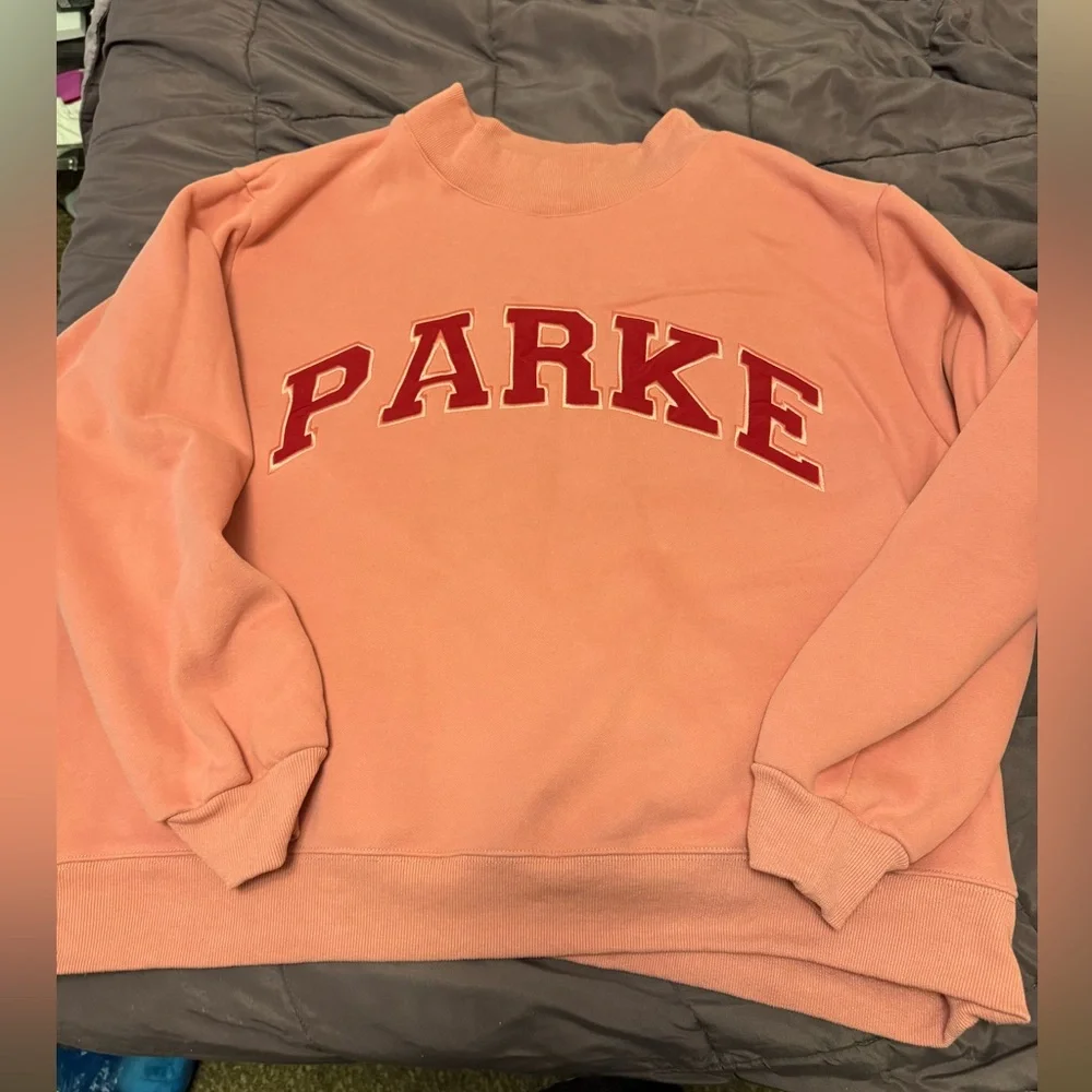 Parke Valentine’s 2025

XXL - Picture 2 of 3